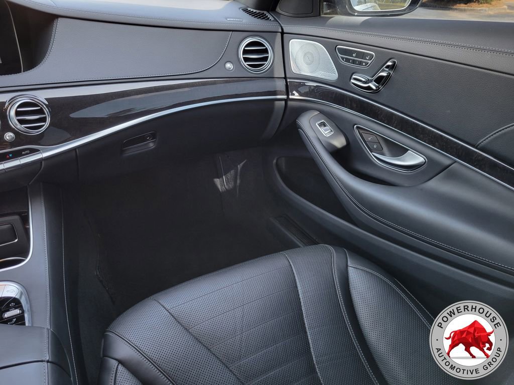 Used 2019 Mercedes-Benz S 560 Sedan image 19