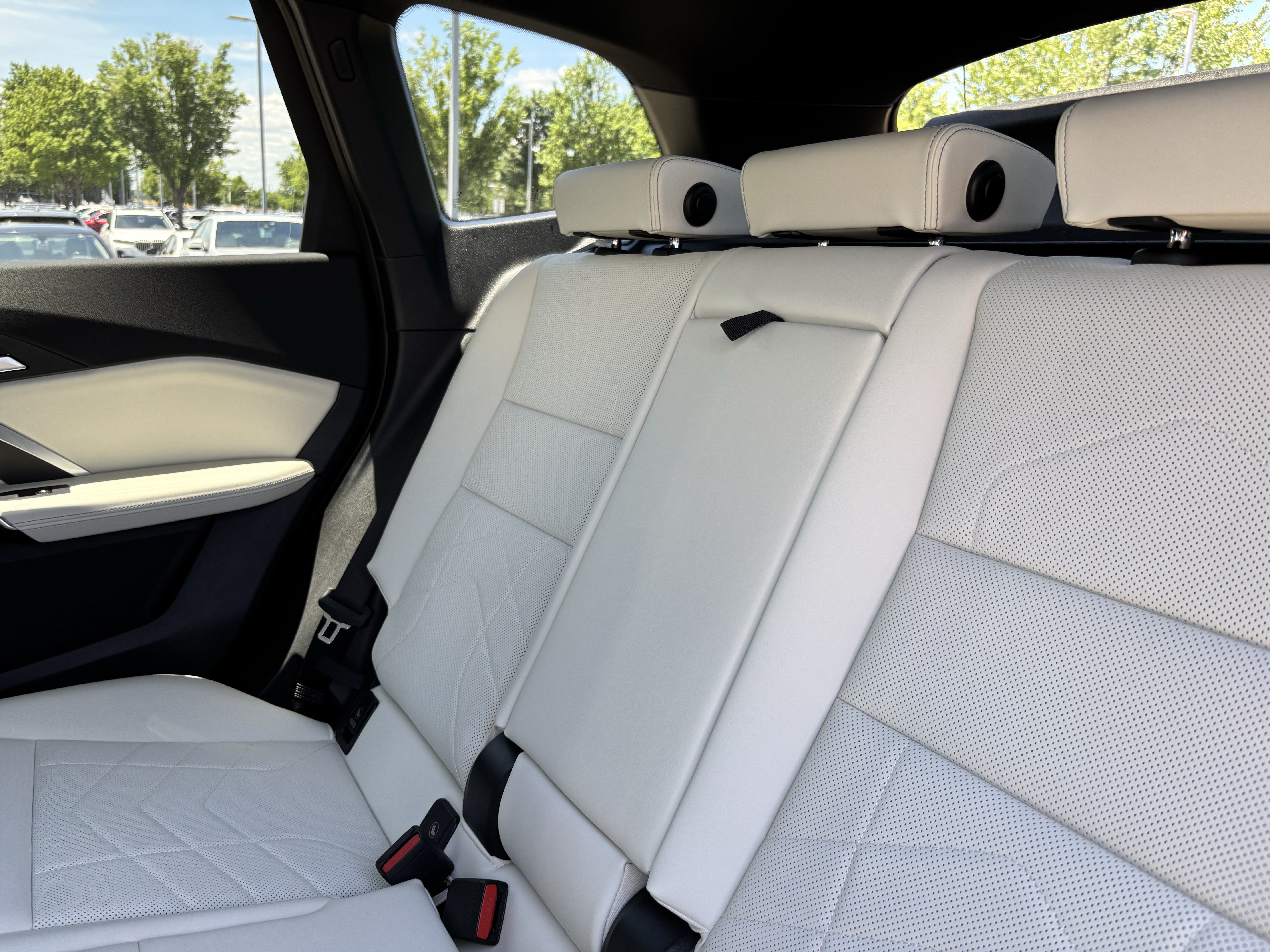 New 2026 BMW X1 xDrive28i w/ Technology Package AWD/4WD image 34