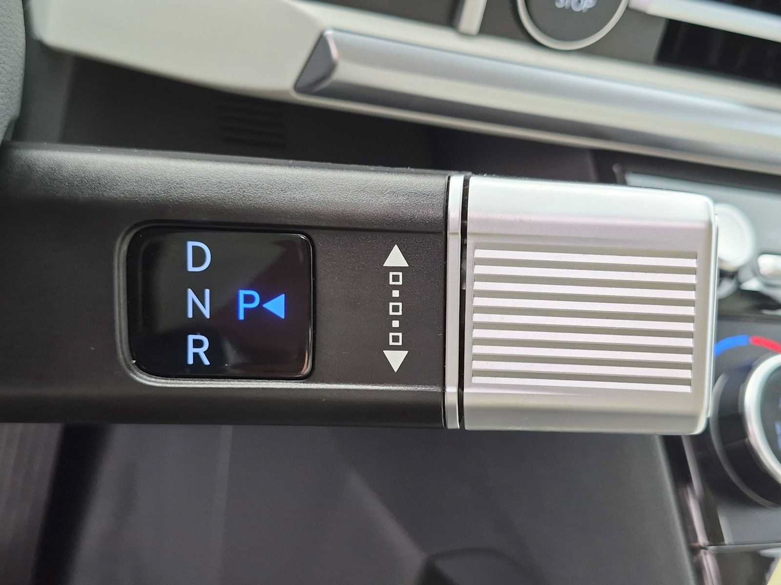 Certified 2024 Hyundai Santa Fe SEL FWD image 30