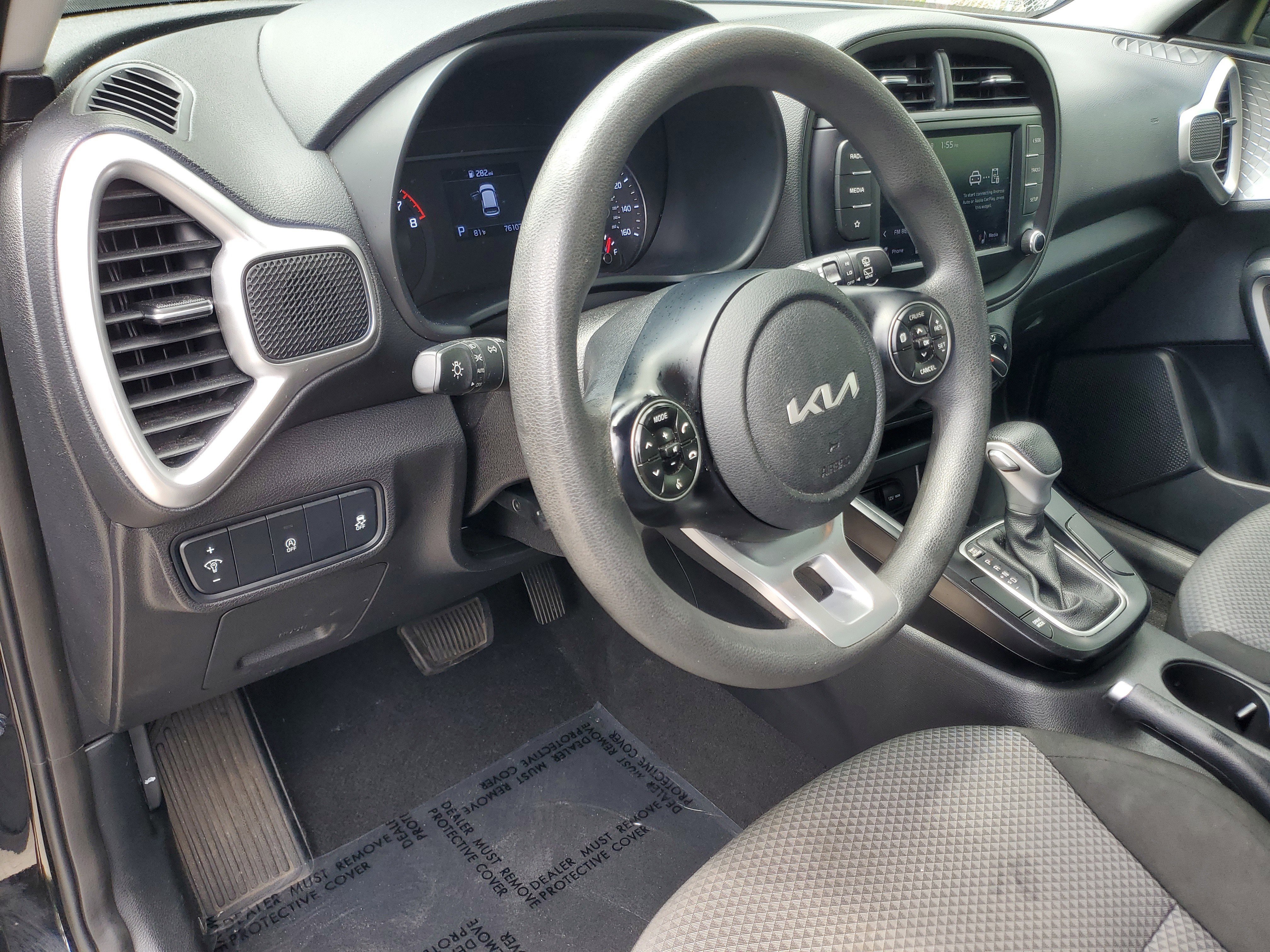 Used 2022 Kia Soul LX FWD image 18