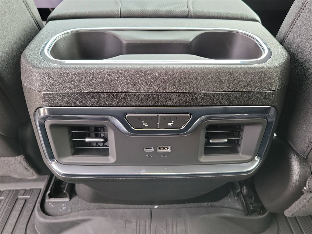 New 2025 GMC Sierra 3500 SLT w/ SLT Convenience Package image 16