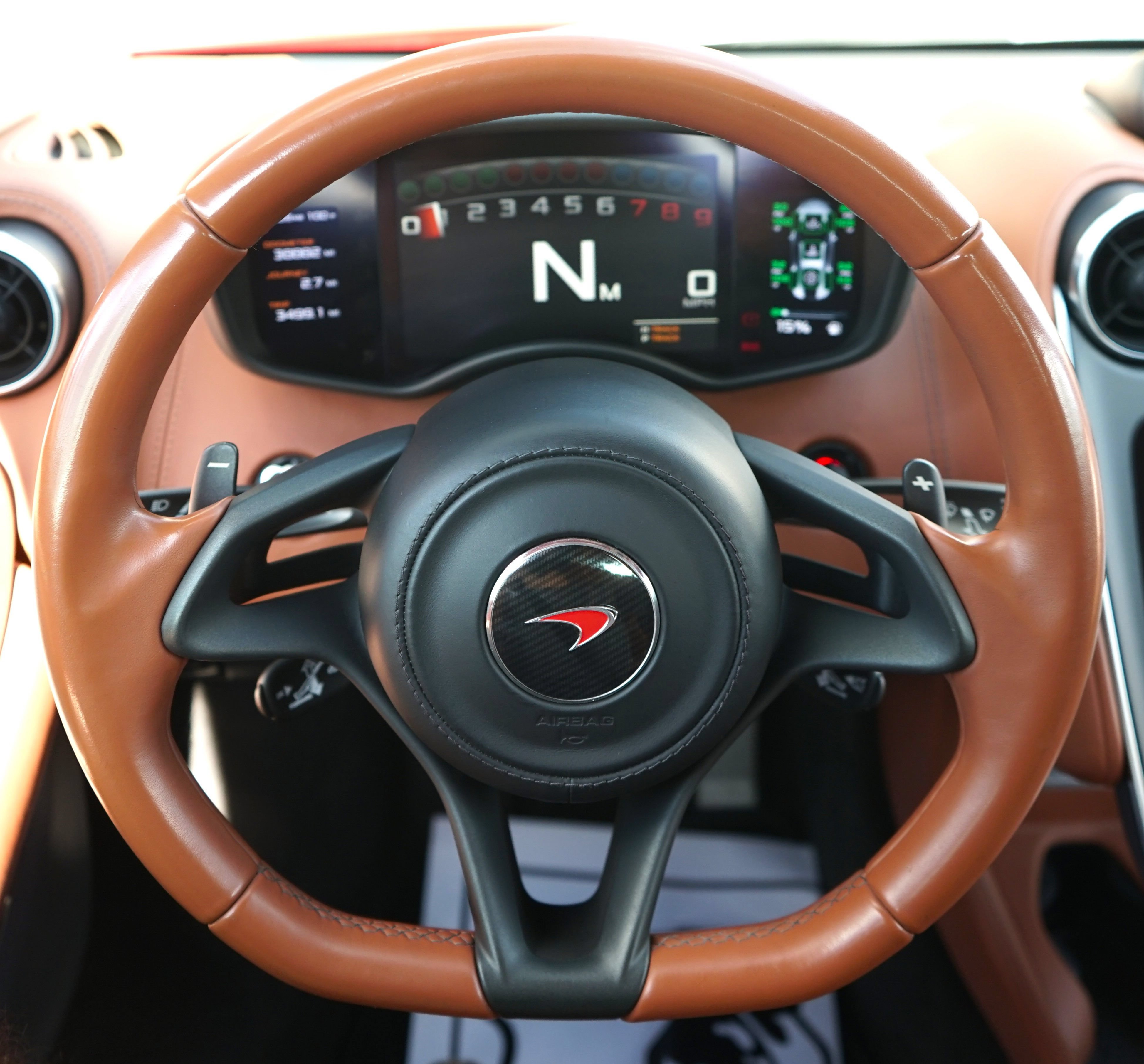 Used 2016 McLaren 570S Coupe RWD image 23