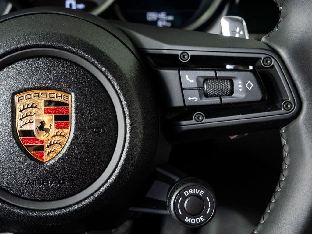 New 2026 Porsche Macan AWD/4WD image 11