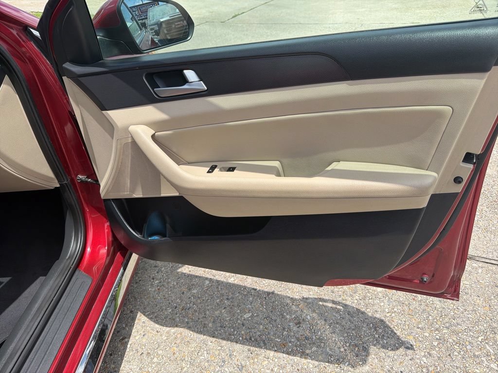 Used 2016 Hyundai Sonata Sport FWD image 17