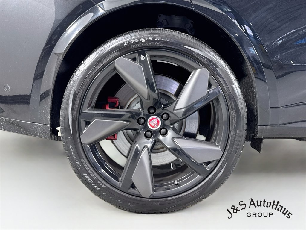 Used 2022 Jaguar F-PACE SVR AWD/4WD image 40