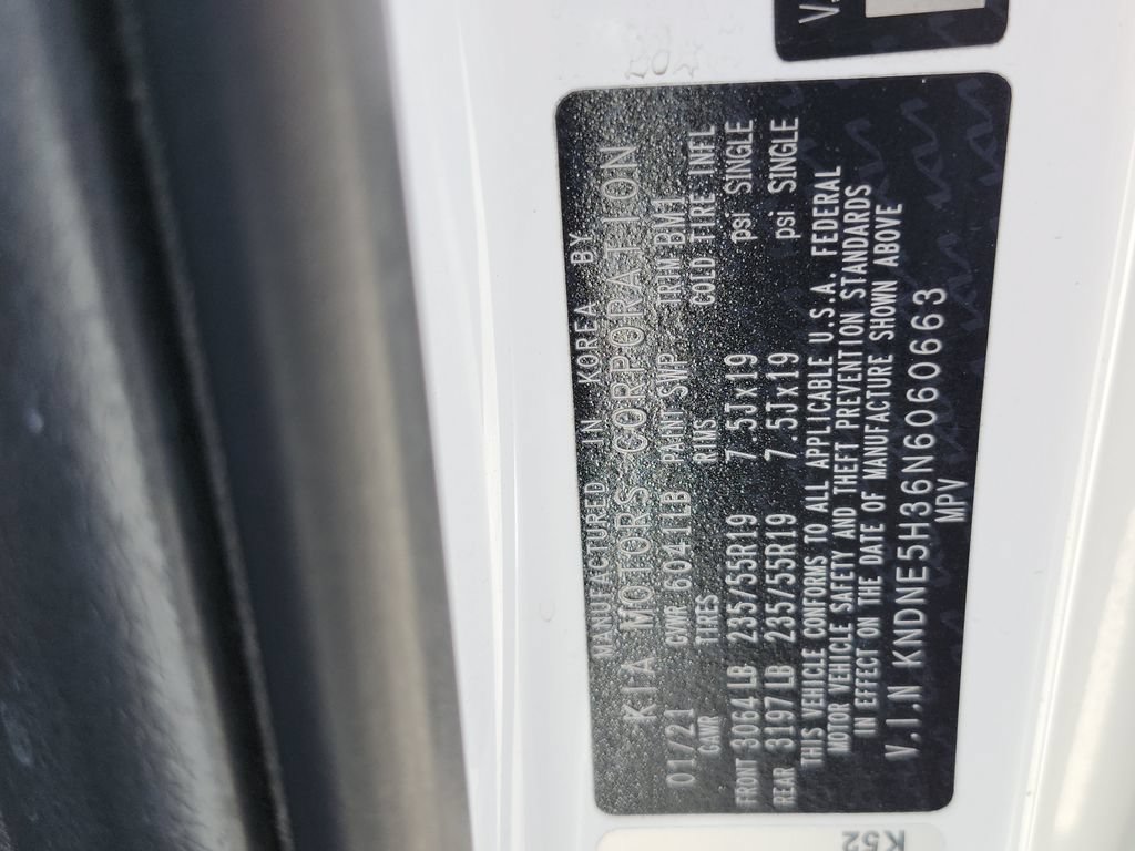 Used 2022 Kia Carnival SX FWD image 35