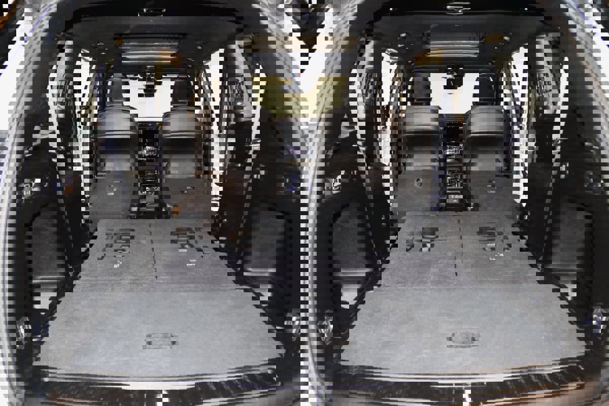 Used 2024 Jeep Grand Cherokee L Limited w/ Luxury Tech Group II image 67