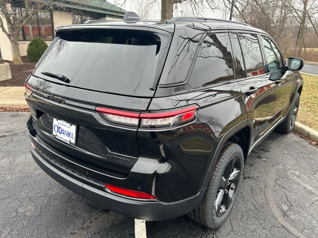 New 2025 Jeep Grand Cherokee Limited image 28