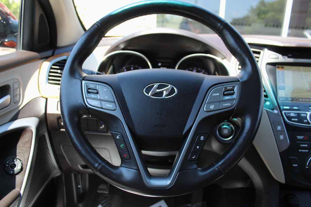 Used 2015 Hyundai Santa Fe Sport 2.0T w/ Option Group 05 FWD image 16