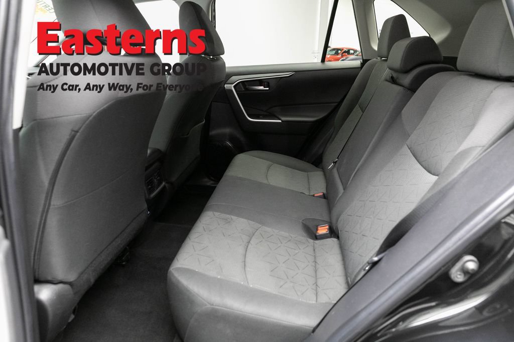Used 2023 Toyota RAV4 XLE AWD/4WD image 20