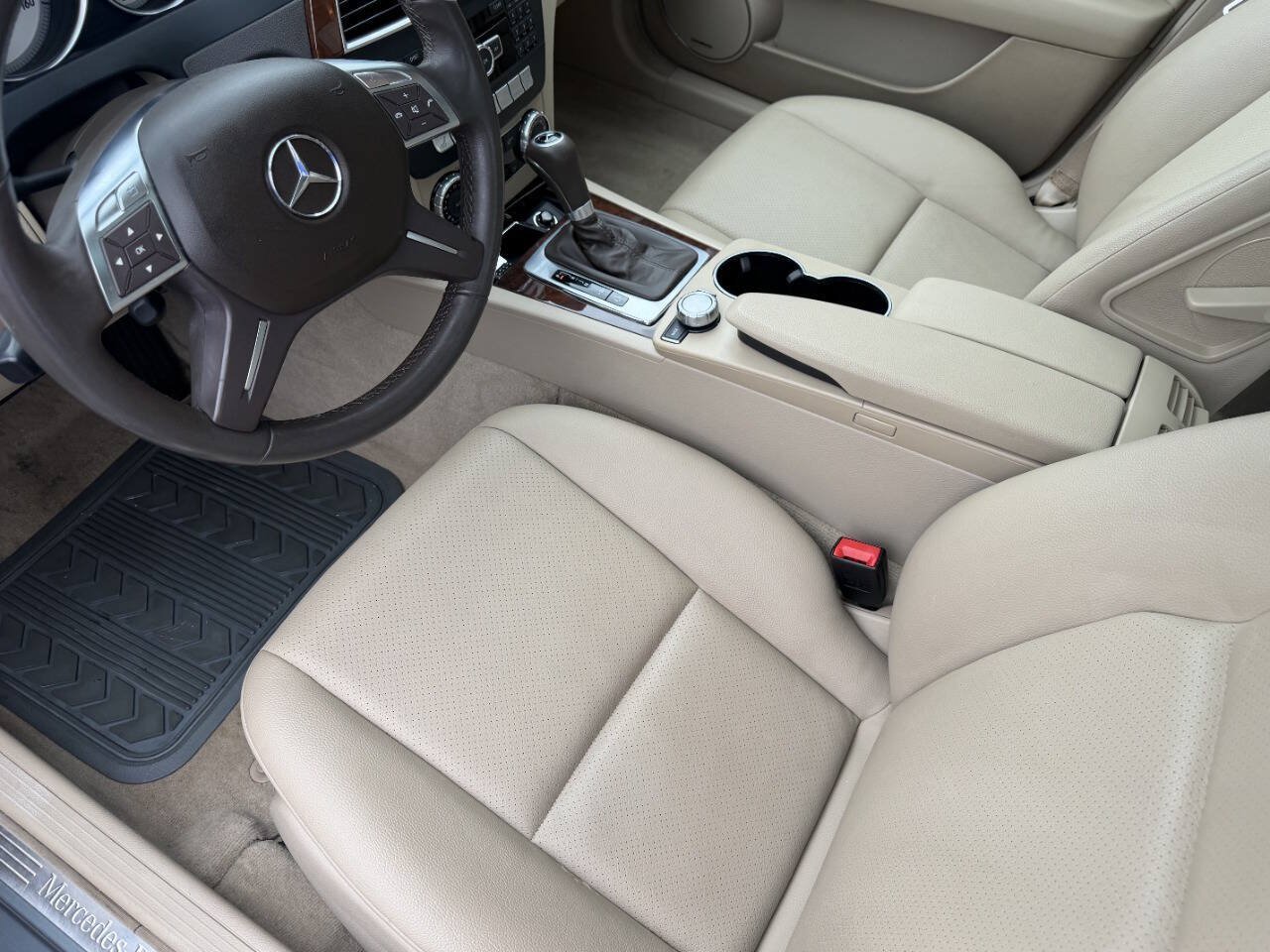 Used 2012 Mercedes-Benz C 300 4MATIC Sedan image 15