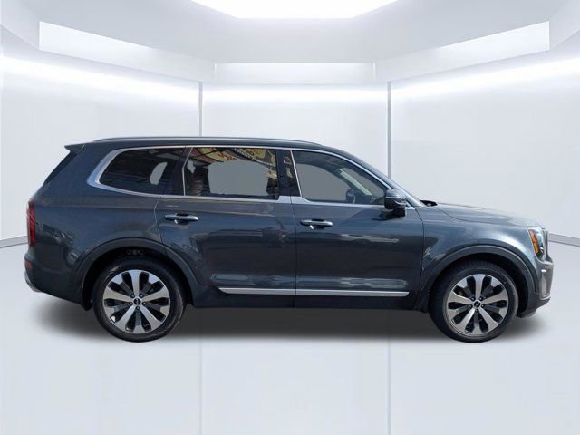 Used 2022 Kia Telluride S AWD/4WD image 3