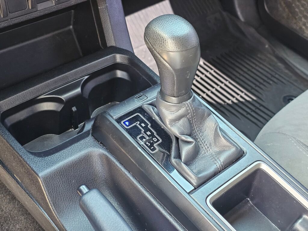 Used 2021 Toyota Tacoma SR image 39