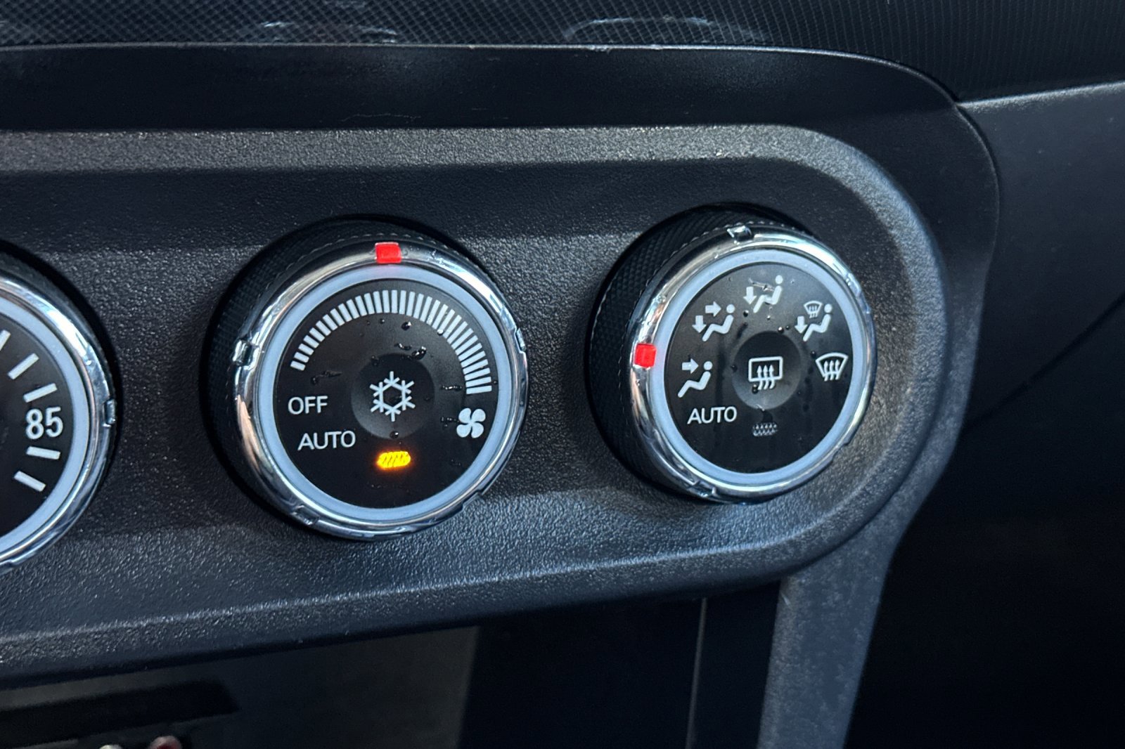 Used 2010 Mitsubishi Lancer Evolution GSR image 28