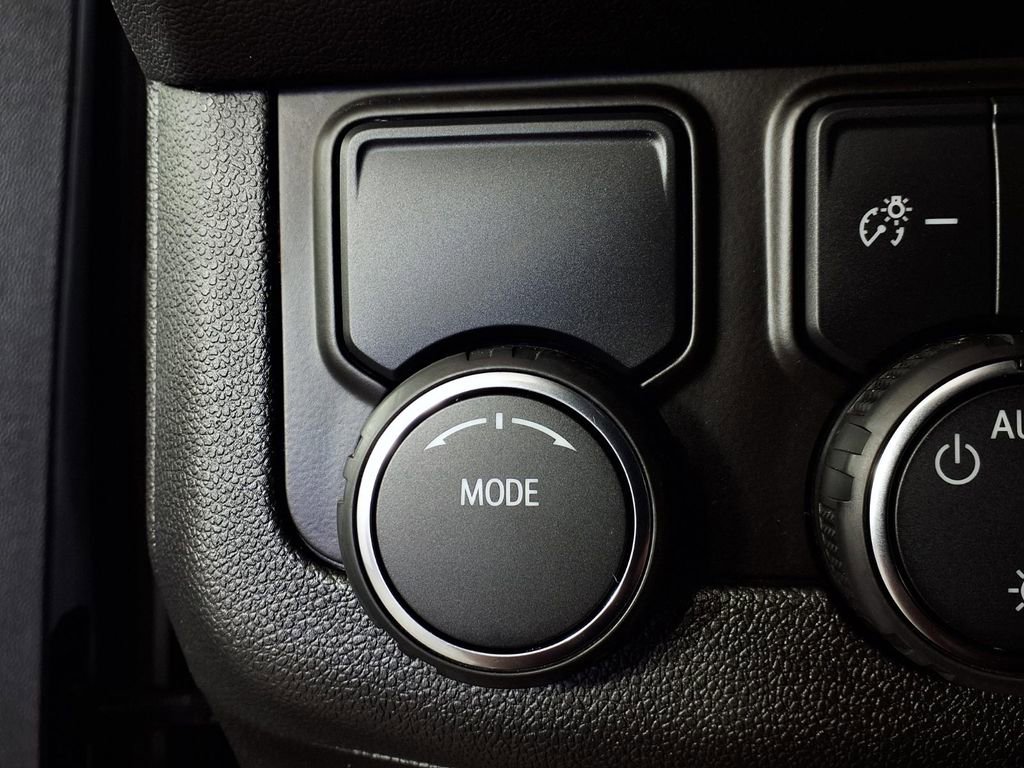 Used 2024 Chevrolet Tahoe Premier image 21