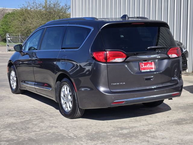 Used 2020 Chrysler Pacifica Touring-L image 11