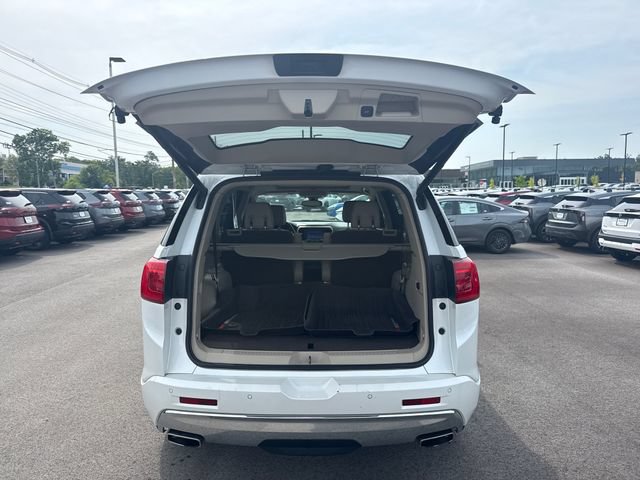Used 2017 GMC Acadia Denali w/ Technology Package AWD/4WD image 9