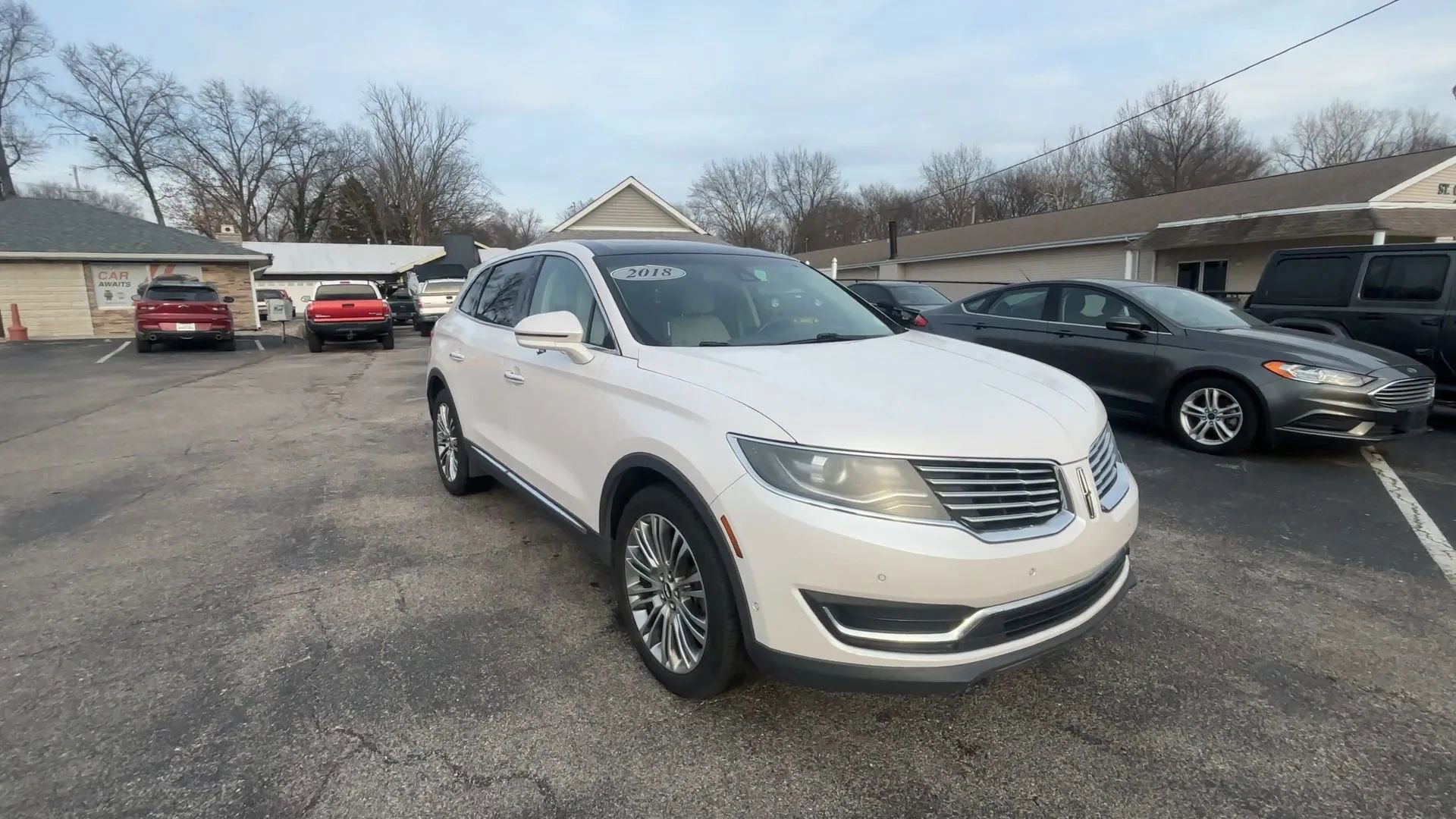 Used 2018 Lincoln MKX Reserve w/ Driver Assistance Package image 2