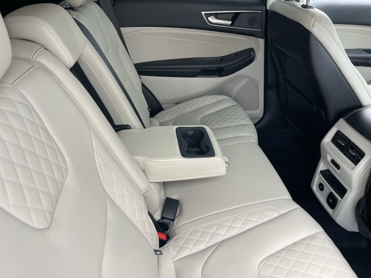 Used 2023 Ford Edge Titanium w/ Equipment Group 301A image 13