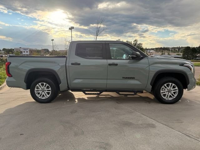 Used 2025 Toyota Tundra SR5 w/ SR5 Convenience Package AWD/4WD image 11