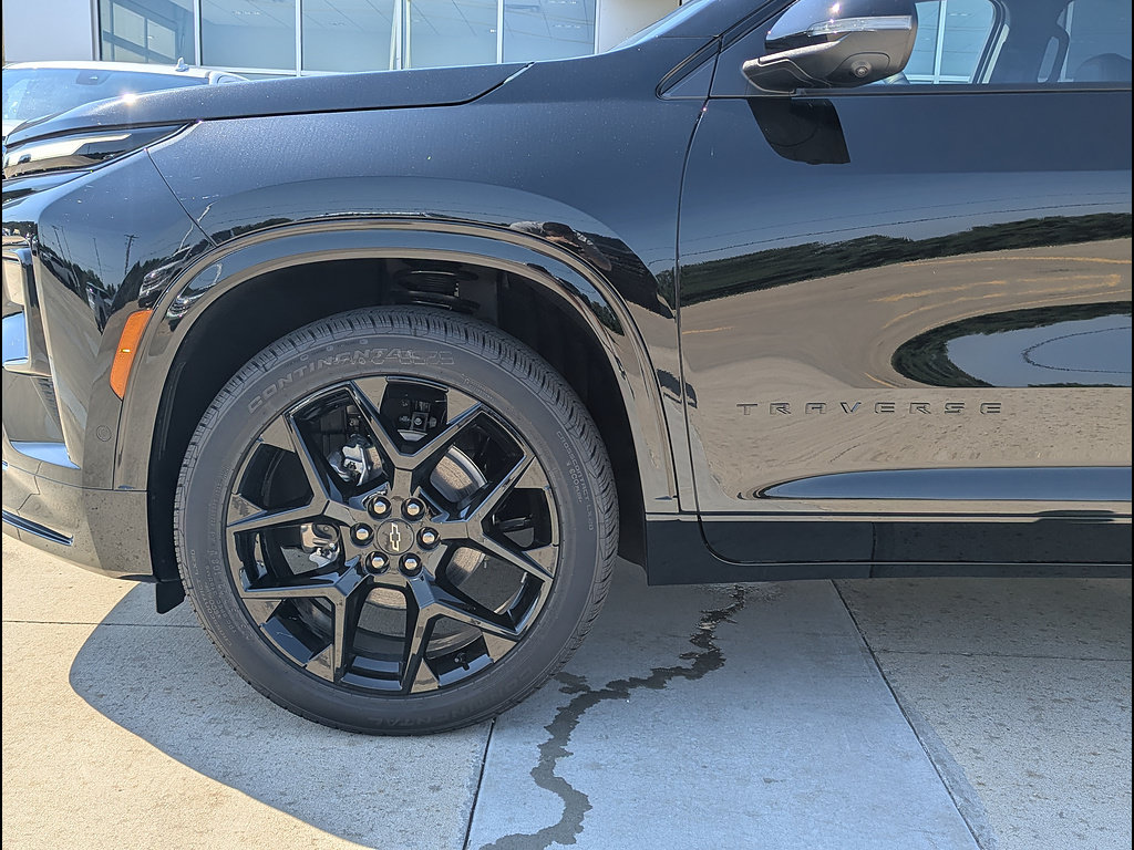 New 2026 Chevrolet Traverse RS AWD/4WD image 13