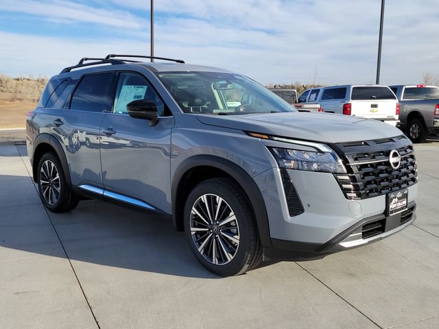 New 2026 Nissan Pathfinder Platinum image 4