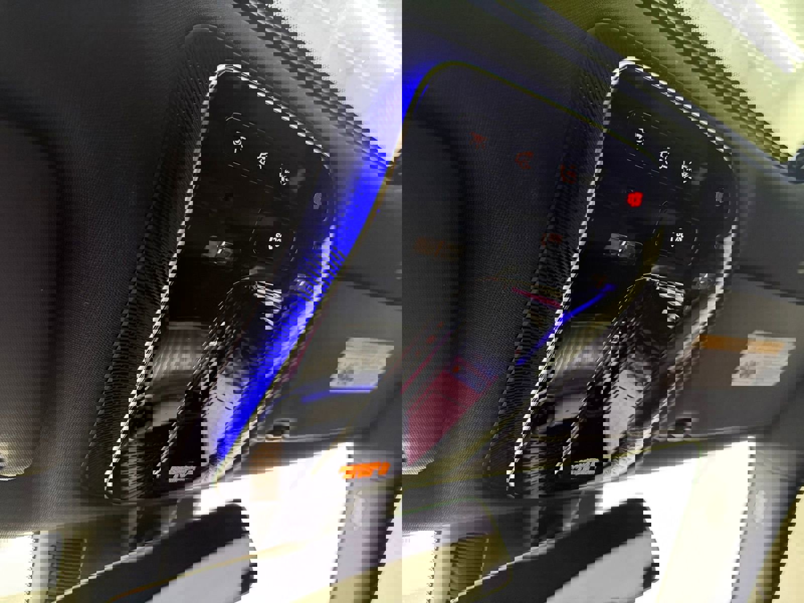 Used 2024 Mercedes-Benz C 300 C300 w/ Advanced USB Package image 21