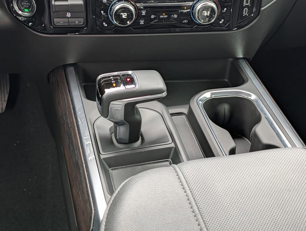 Used 2025 GMC Sierra 1500 SLT image 15