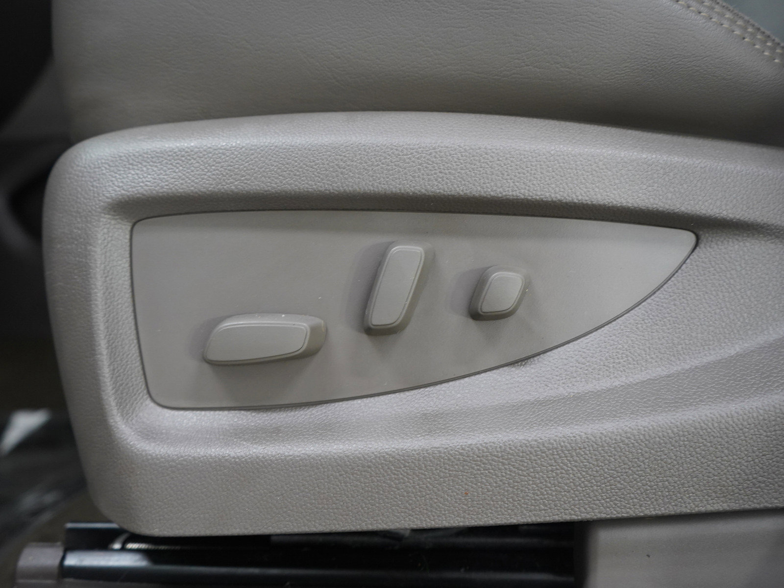 Used 2018 GMC Yukon Denali w/ Open Road Package image 27