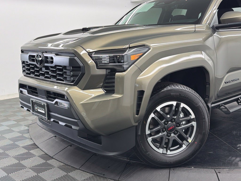 New 2026 Toyota Tacoma TRD Sport AWD/4WD image 3