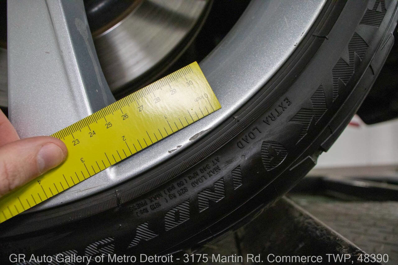 Used 2014 Jaguar F-TYPE S image 28