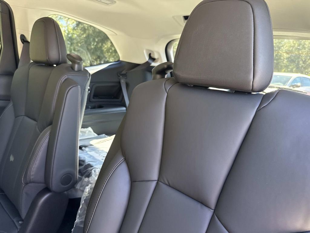 New 2026 Subaru Ascent Limited Bronze image 14