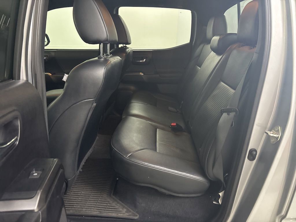 Used 2020 Toyota Tacoma TRD Sport w/ TRD Premium Sport Package image 17