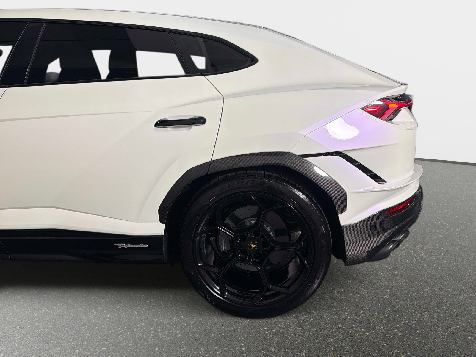 Used 2024 Lamborghini Urus Performante image 15