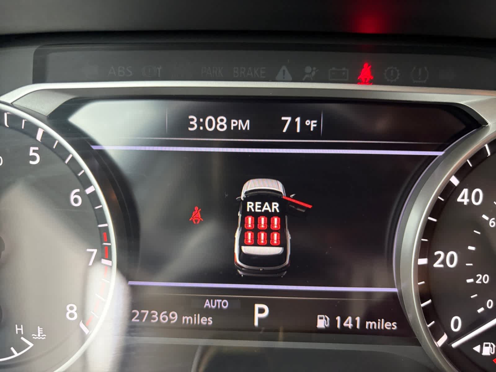 Used 2024 Nissan Pathfinder SV AWD/4WD image 33