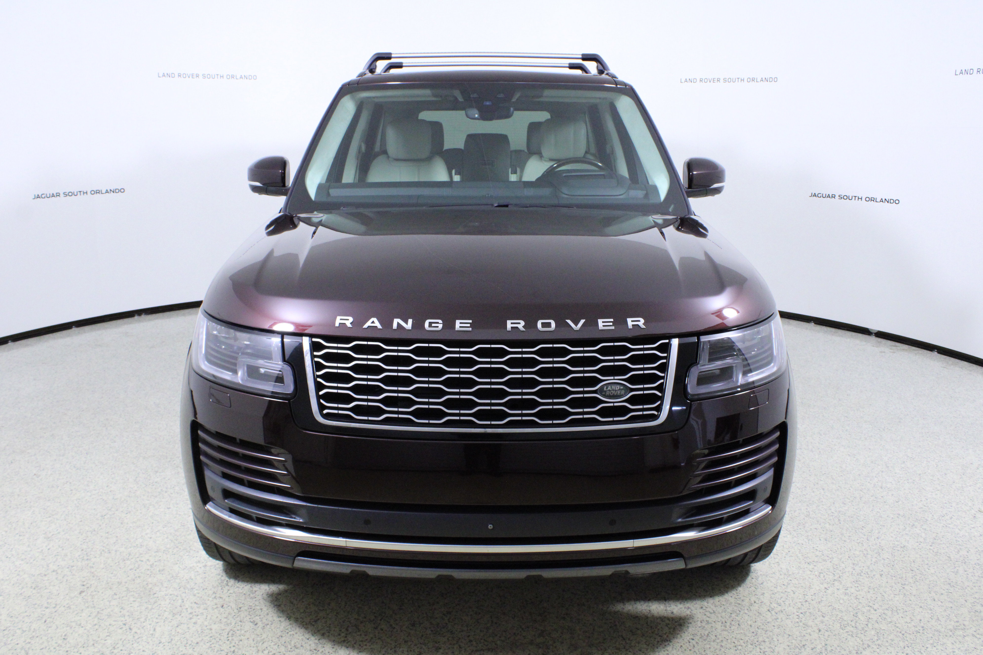 Used 2019 Land Rover Range Rover HSE image 2