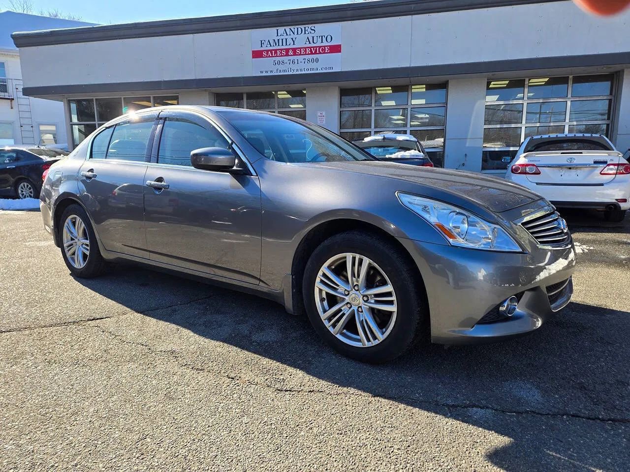 Used 2013 INFINITI G37 x Sedan w/ Premium Pkg AWD/4WD image 11