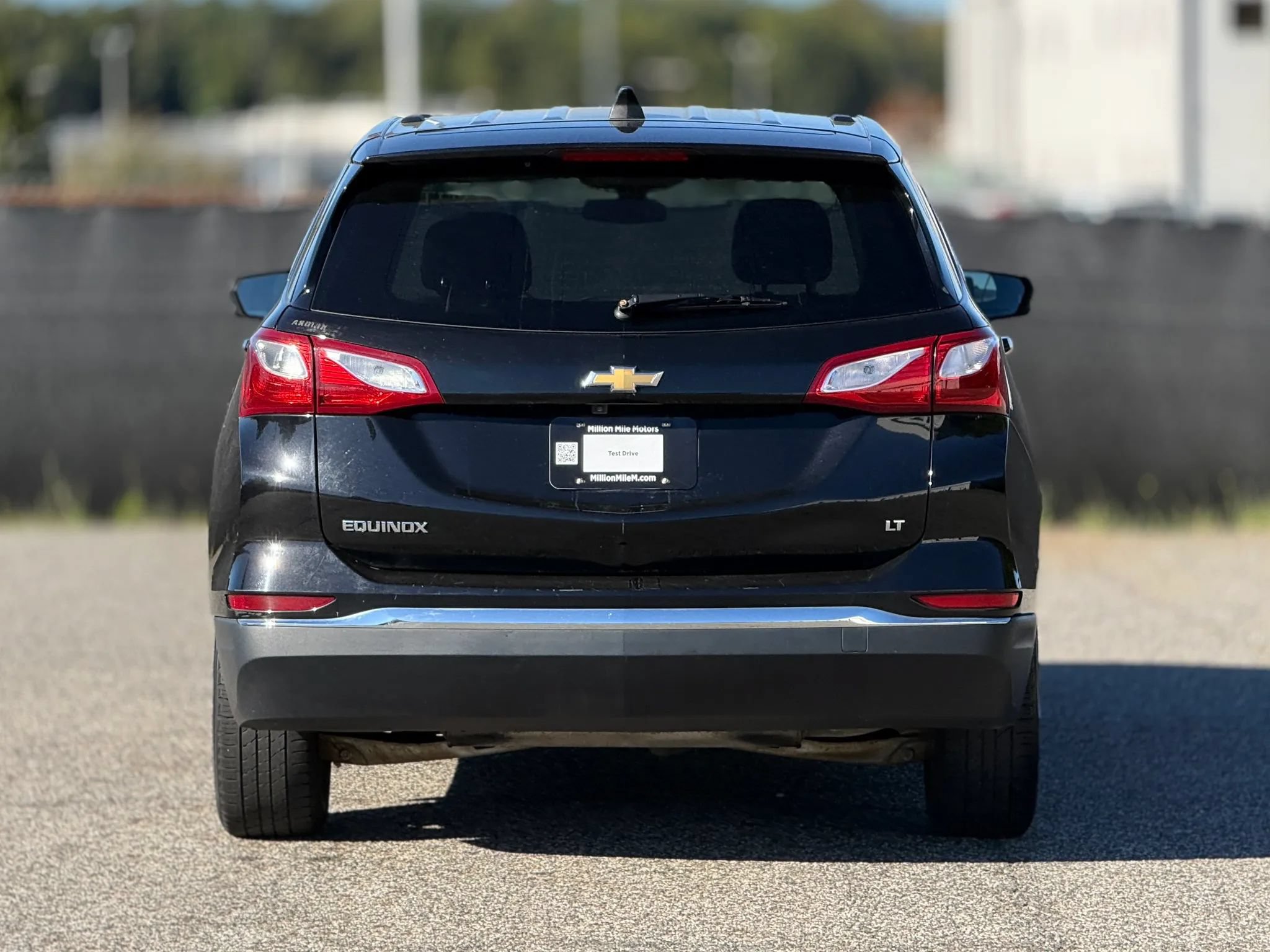 Used 2018 Chevrolet Equinox LT FWD image 4