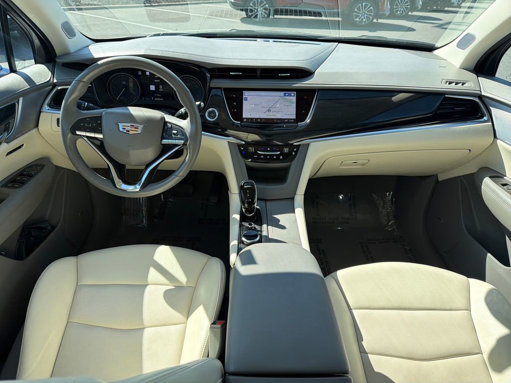 Certified 2024 Cadillac XT6 Premium Luxury w/ Technology Package AWD/4WD image 12