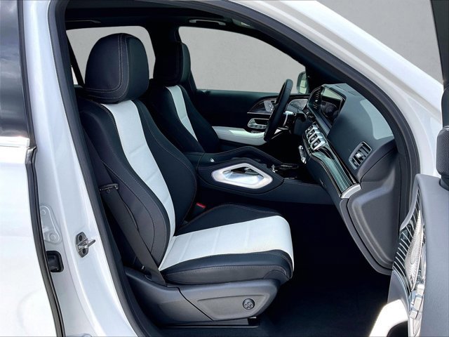 Certified 2025 Mercedes-Benz GLE 450e 4MATIC image 9