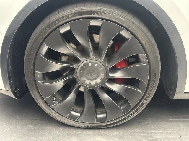Used 2022 Tesla Model Y Performance AWD/4WD image 12