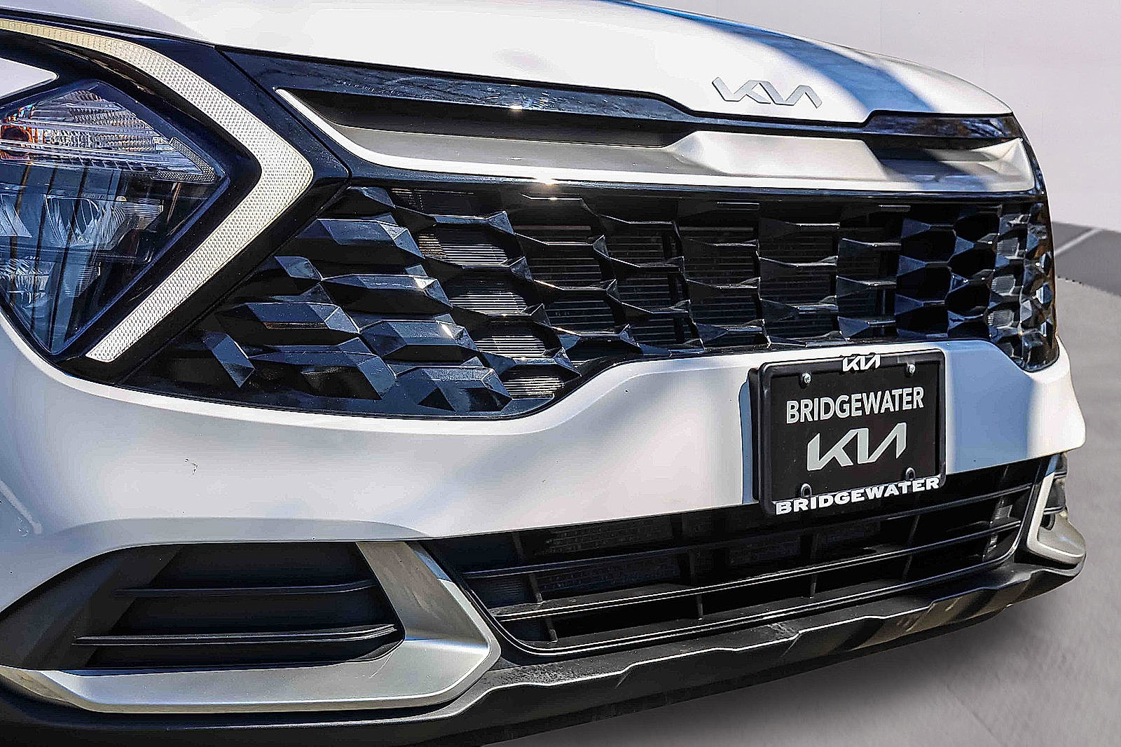 Certified 2023 Kia Sportage EX image 30