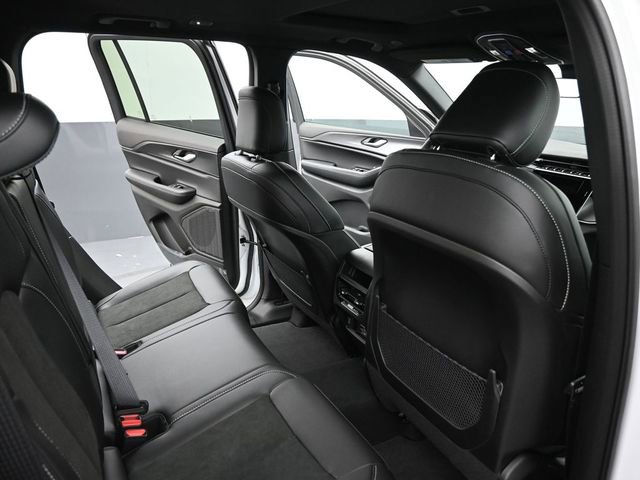 New 2025 Jeep Grand Cherokee Laredo image 21