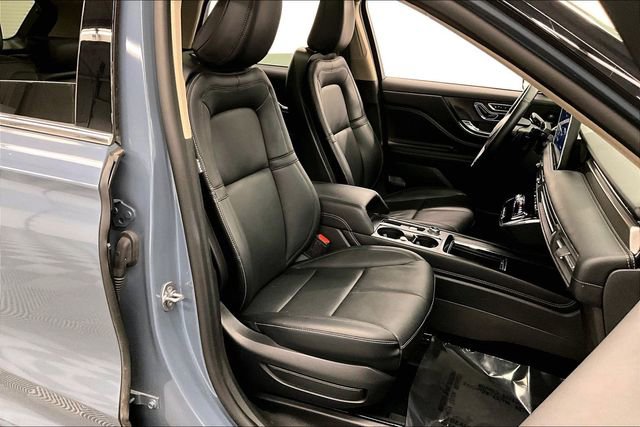 Used 2025 Lincoln Corsair Grand Touring w/ Equipment Group 302A image 8