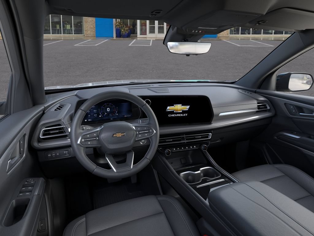 New 2027 Chevrolet Traverse LT w/ Midnight/Sport Edition FWD image 15