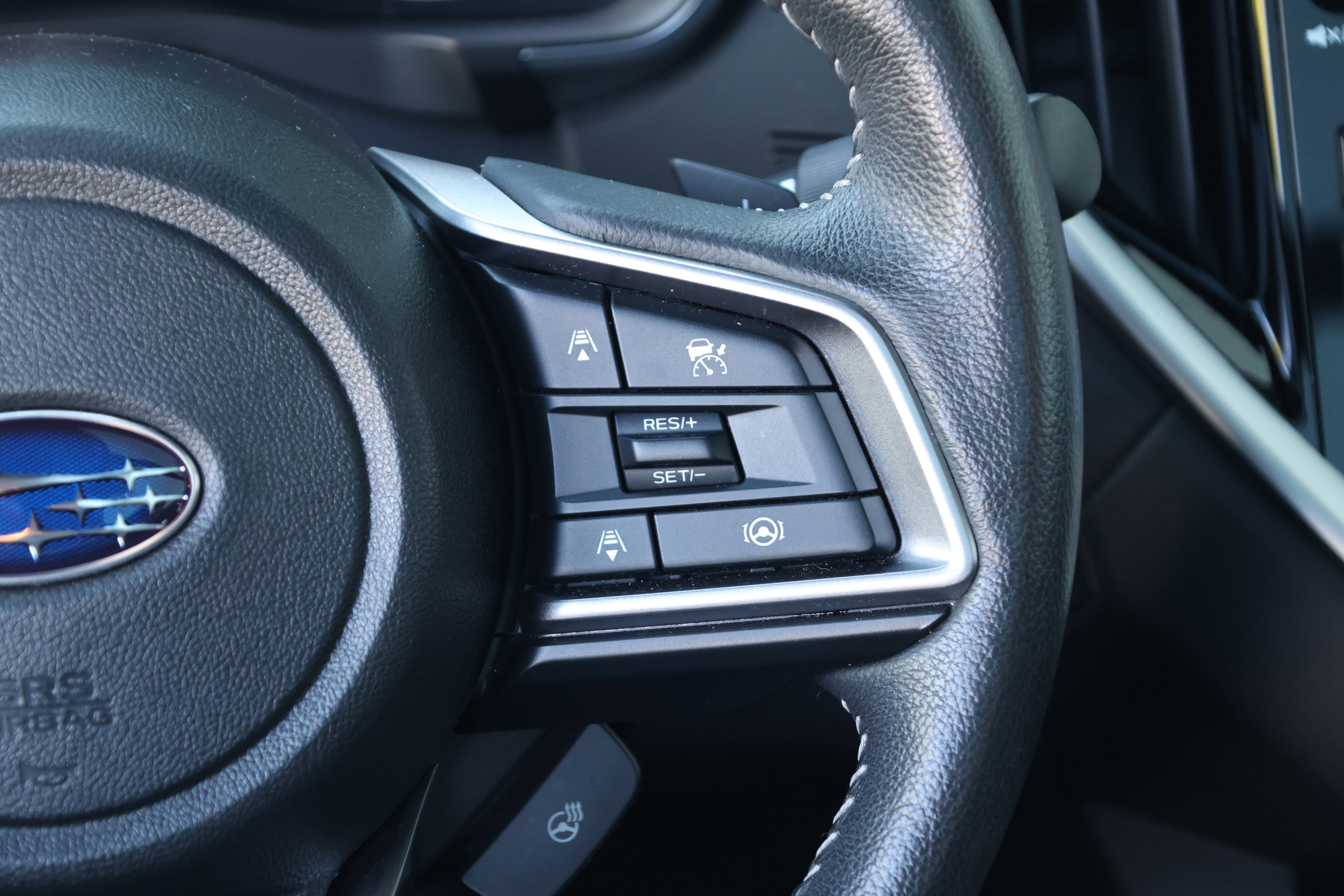 Used 2023 Subaru Ascent Limited w/ Technology Package image 30