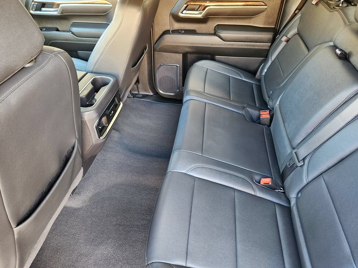 Used 2025 GMC Sierra 1500 Elevation w/ Elevation Premium Package AWD/4WD image 53