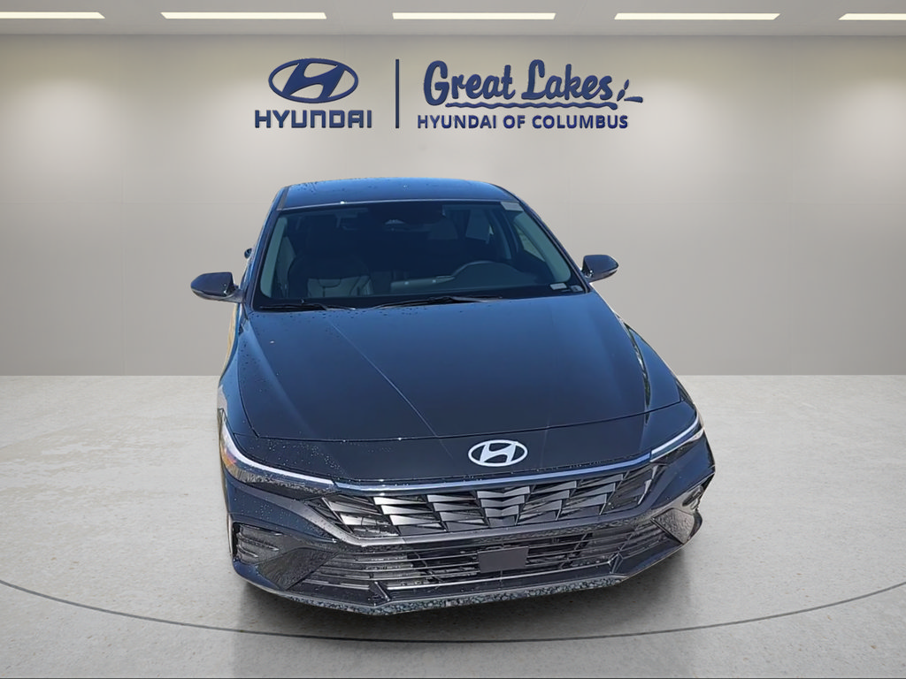 New 2026 Hyundai Elantra Limited FWD image 8