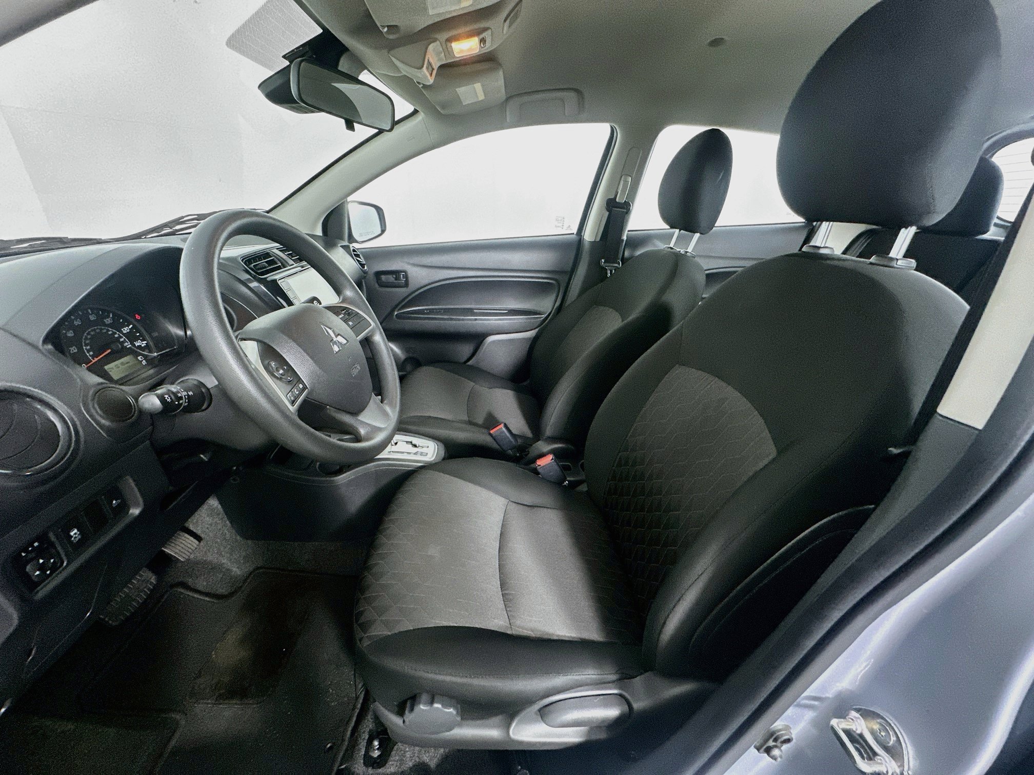 Used 2024 Mitsubishi Mirage ES FWD image 13
