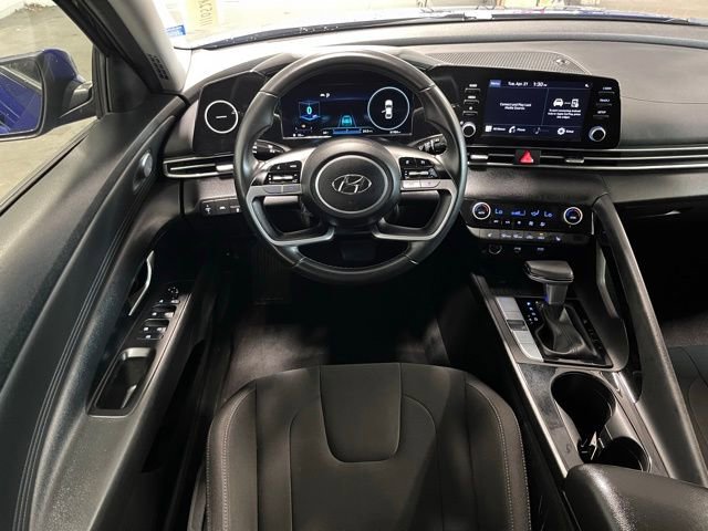 Used 2021 Hyundai Elantra SEL w/ Convenience Package FWD image 18